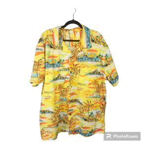 2XL Hawaiian Shirt coconut buttons Yellow Novelty tropical Diamond Head